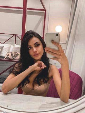 Анастасия Яркая Блондинка фото 17